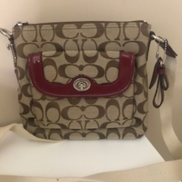 COACH Crossbody - Picture 1 of 1